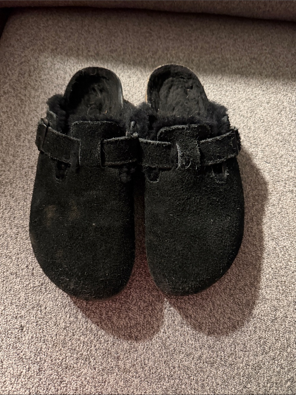 Black Faux Fur Lined womens Slip-On Clogs